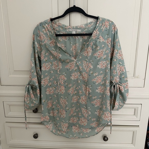 LC Lauren Conrad Floral Blouse in Mint and Pink Small - Picture 1 of 3
